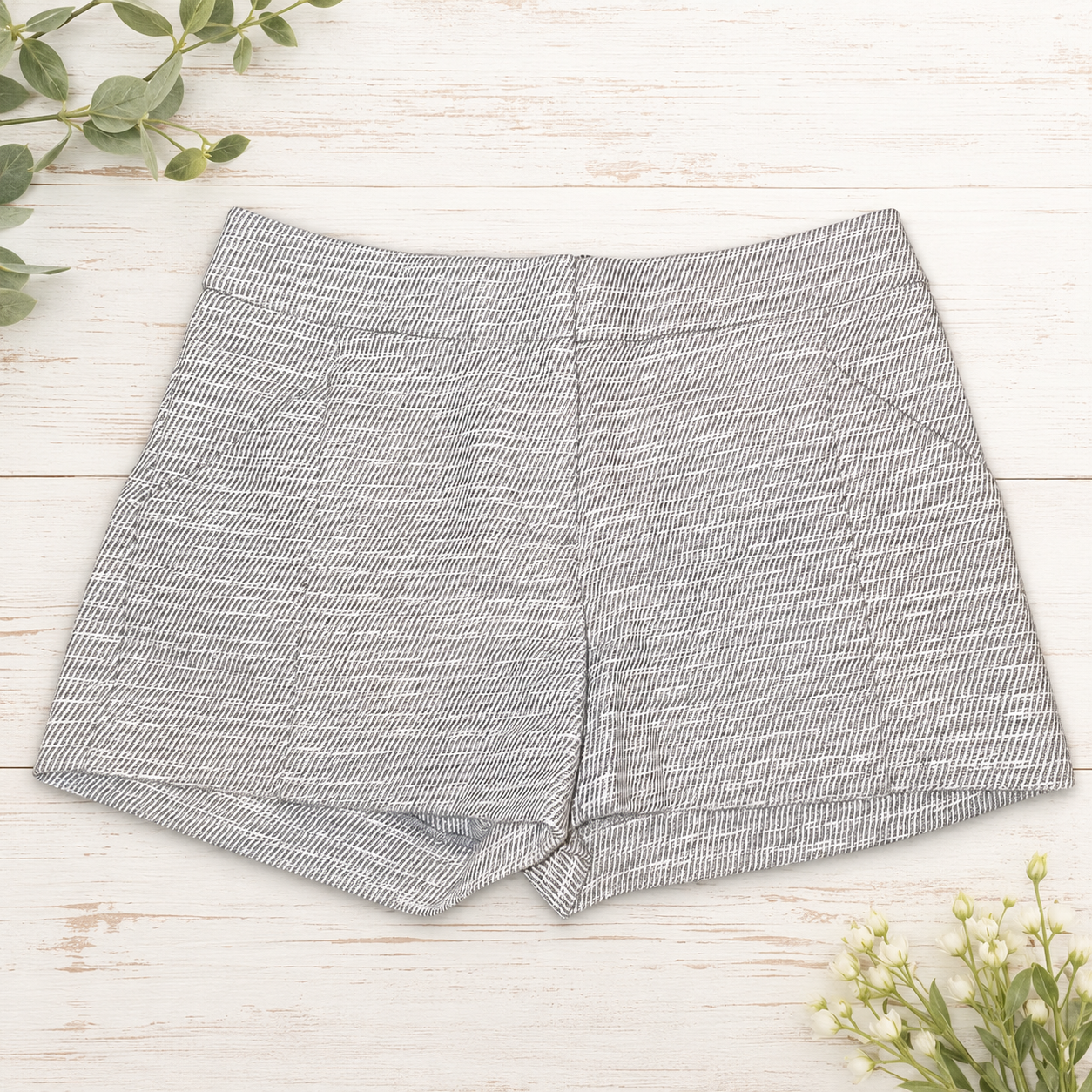 LOFT Light Gray & White Textured Tweed Shorts, Women's 00