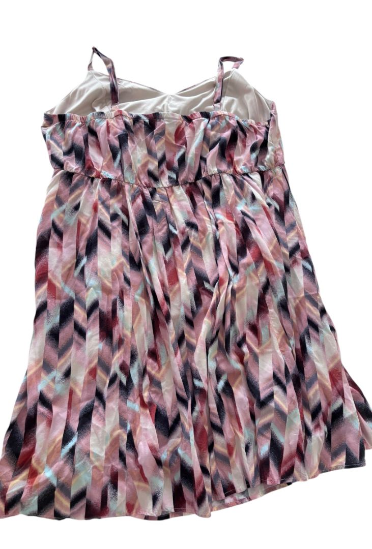 Torrid Geometric Print Women's Dress, Plus-Size 2