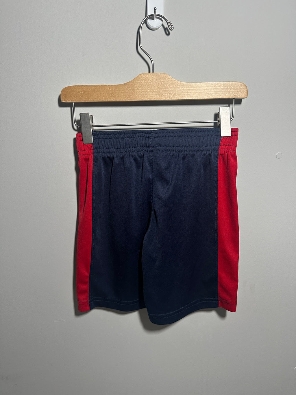 Under Armour Athletic Shorts, Boys 6