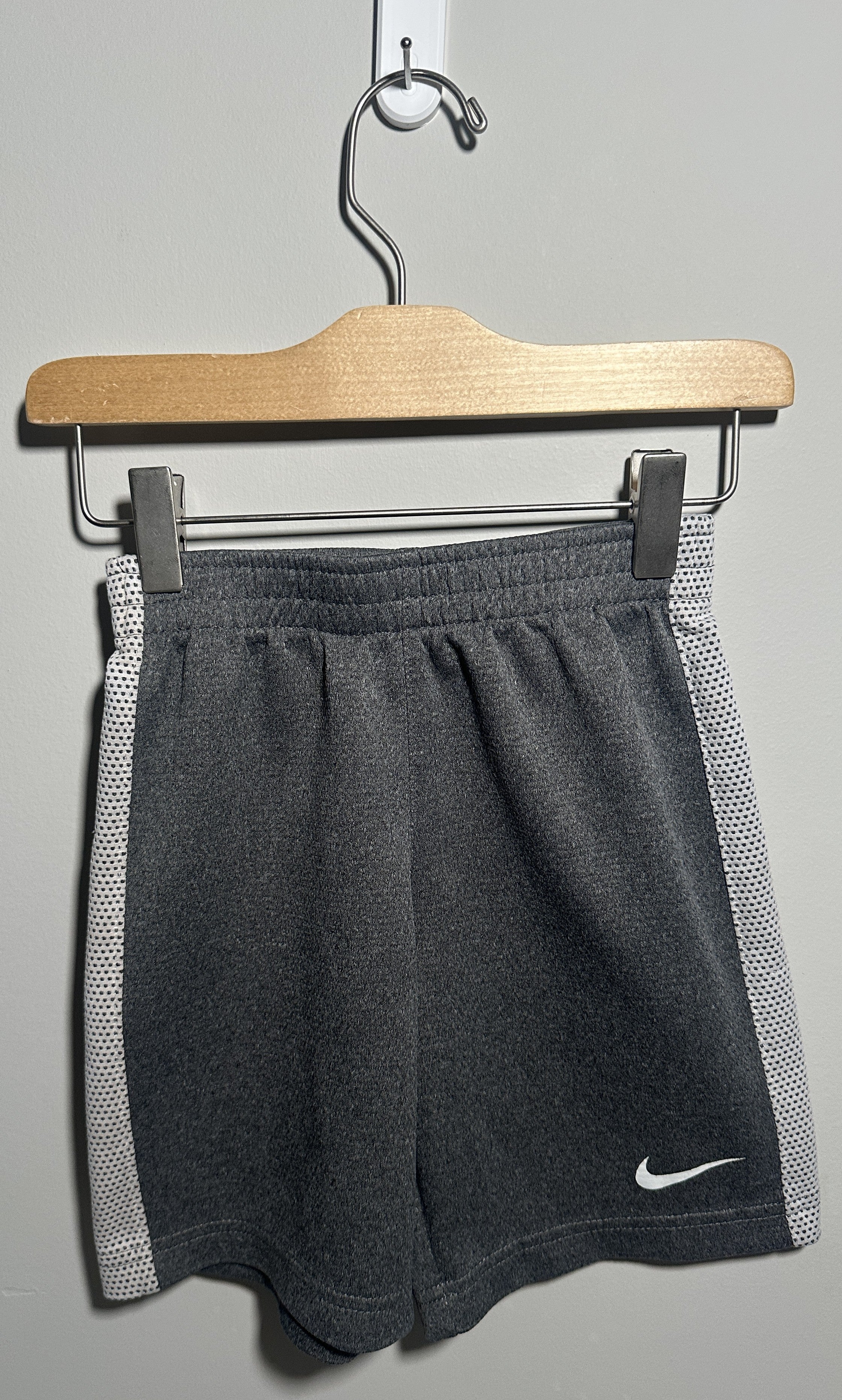 Nike Boys Athletic Shorts, 5/6