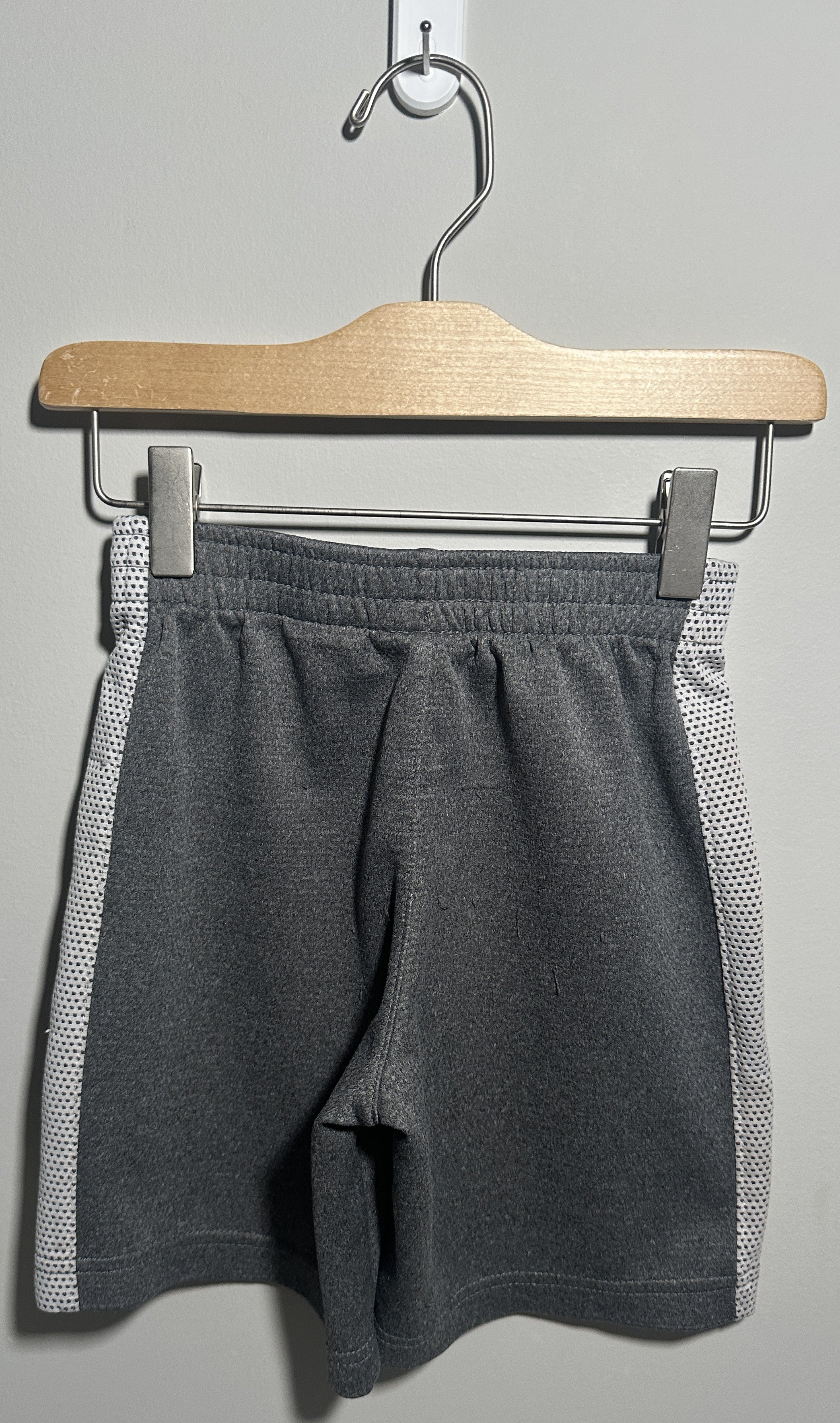 Nike Boys Athletic Shorts, 5/6
