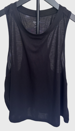 Old Navy Women's Activewear Tank-Top, Adult Medium